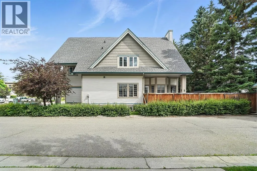 8 Varsity Estates Gardens NW