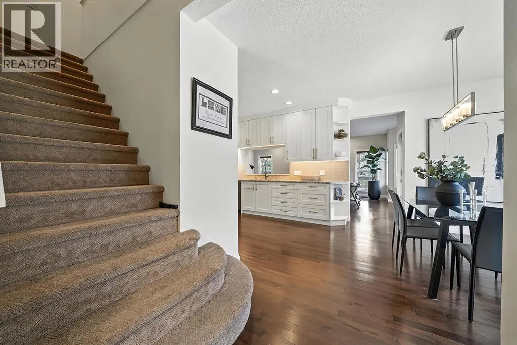 8 Varsity Estates Gardens NW