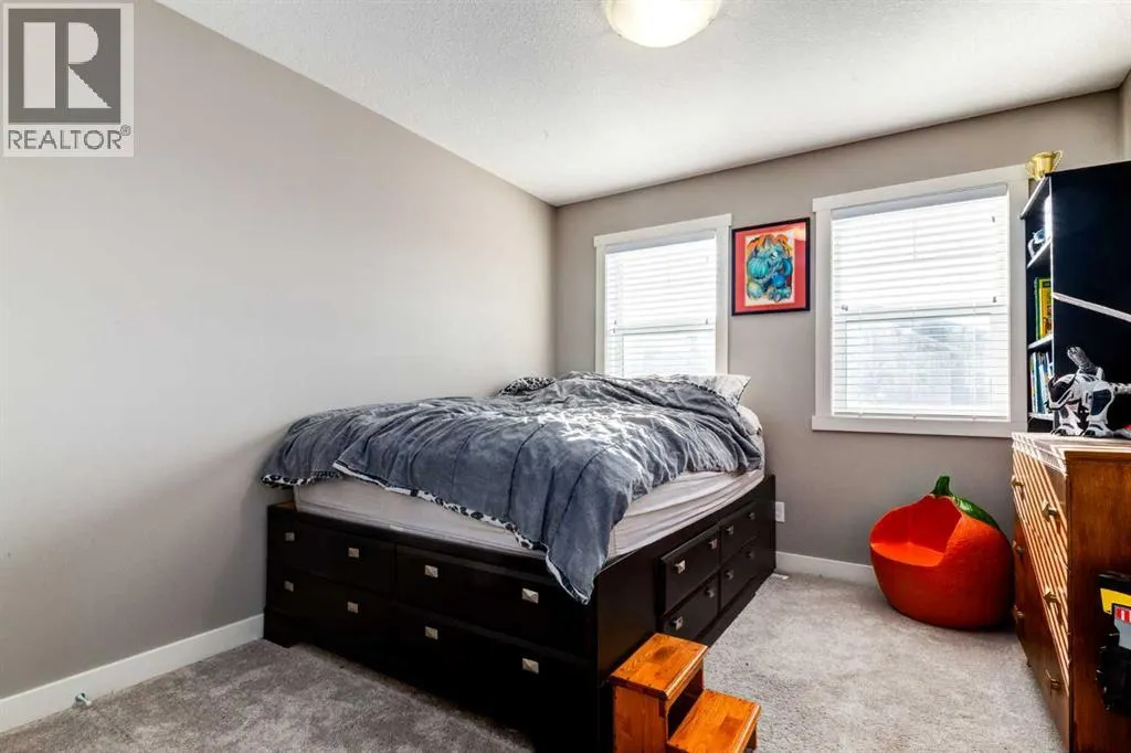 737 Skyview Ranch Grove NE