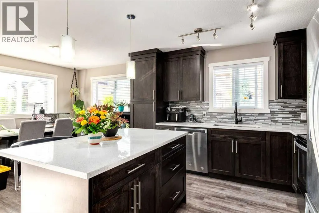 737 Skyview Ranch Grove NE