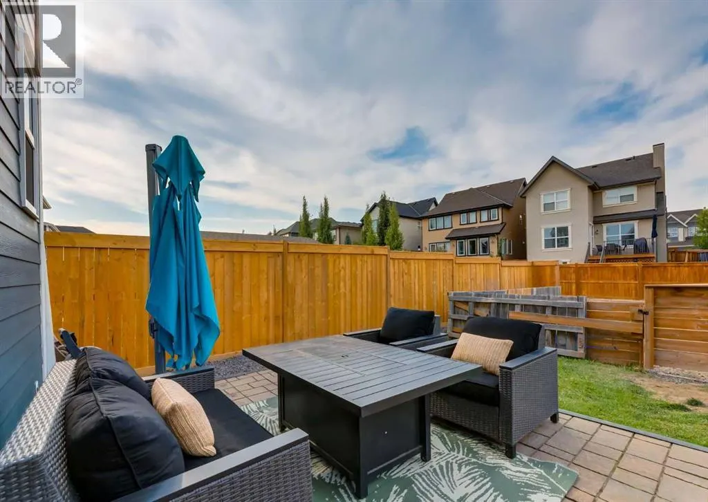 337 Masters Avenue SE