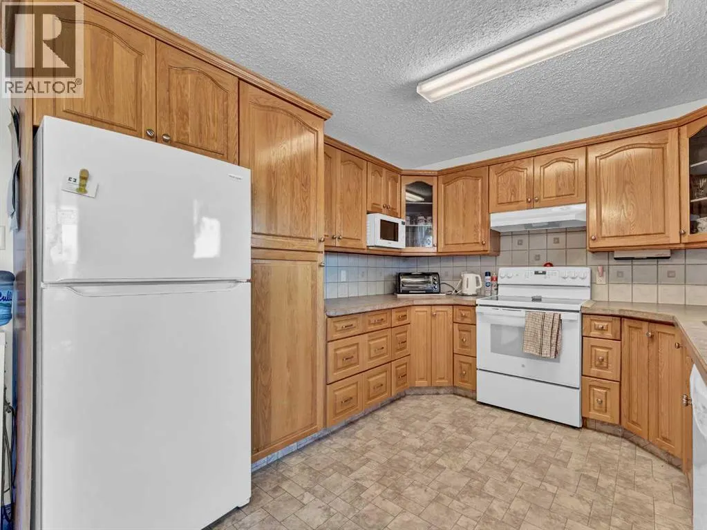 282 Shepherd Crescent SE