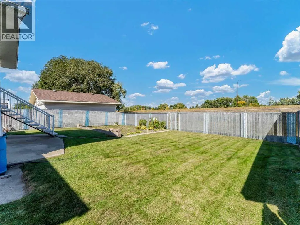 282 Shepherd Crescent SE