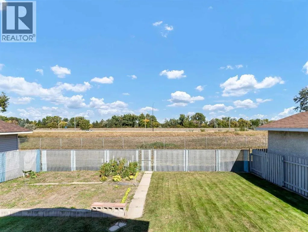 282 Shepherd Crescent SE