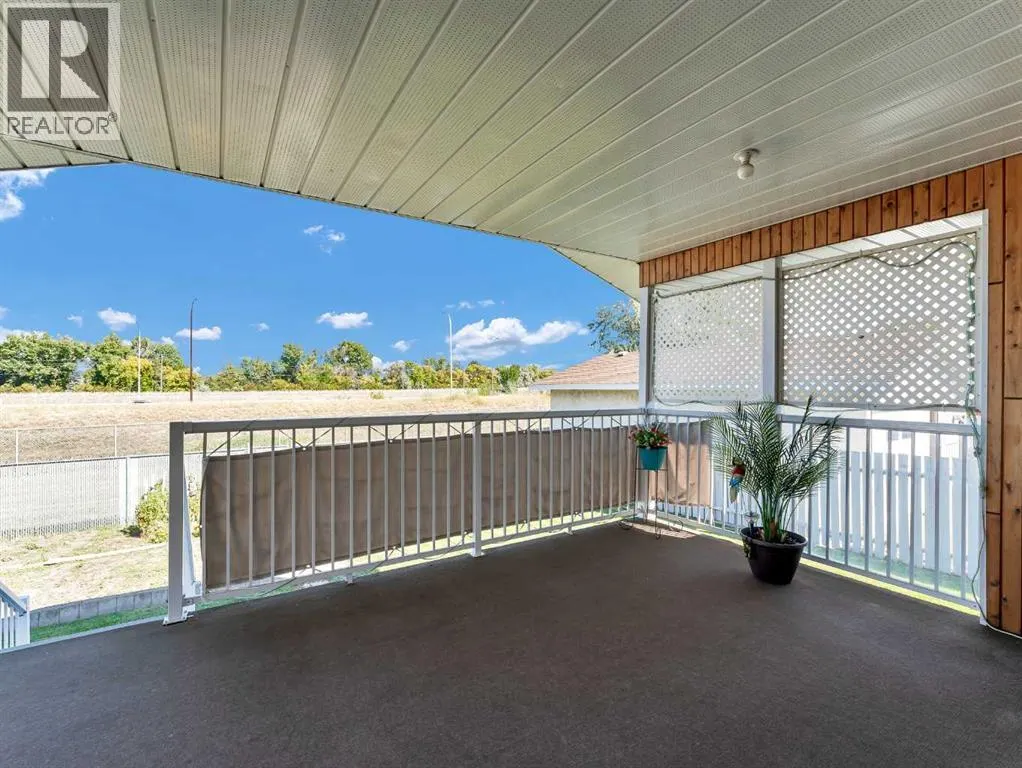 282 Shepherd Crescent SE