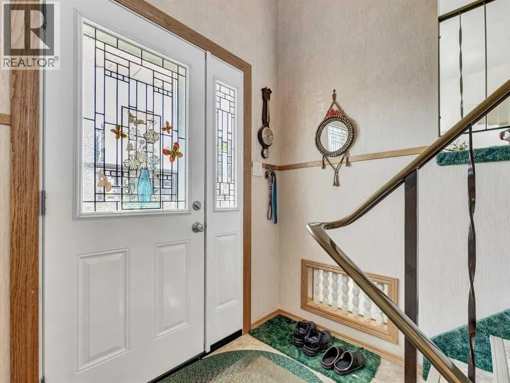 282 Shepherd Crescent SE