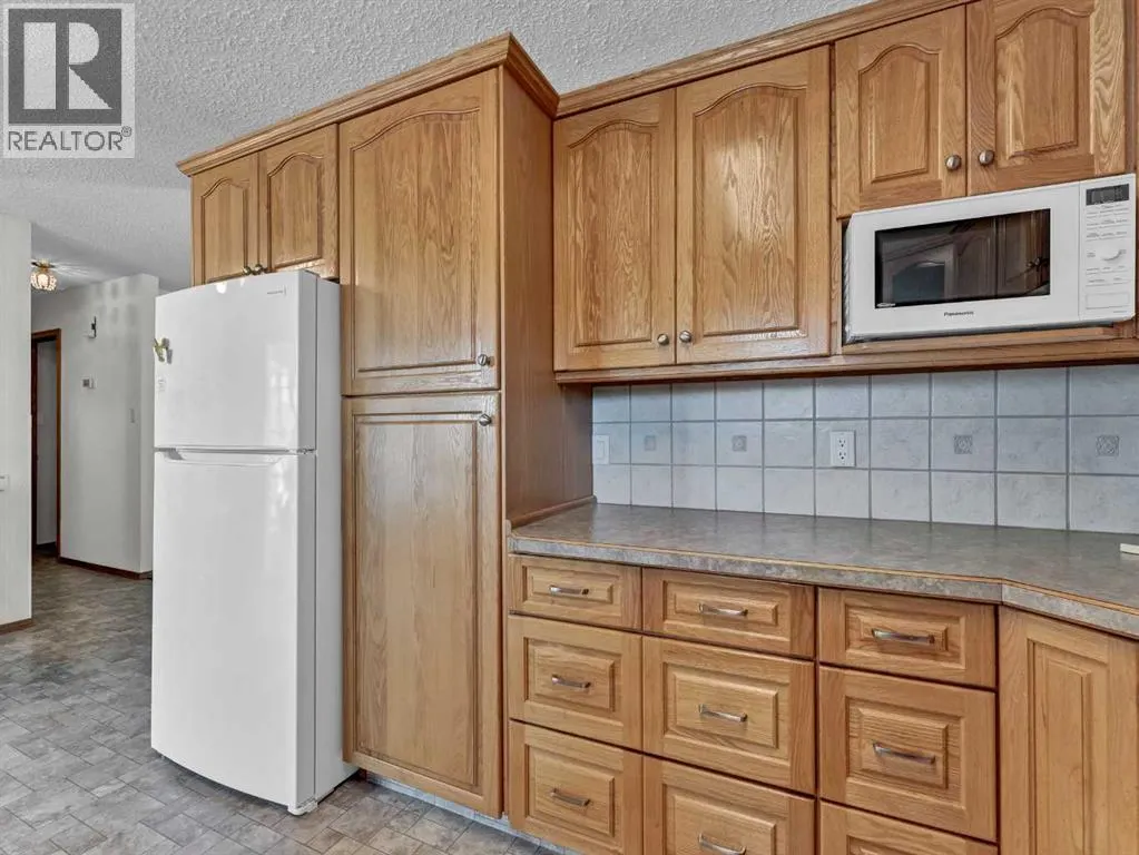 282 Shepherd Crescent SE