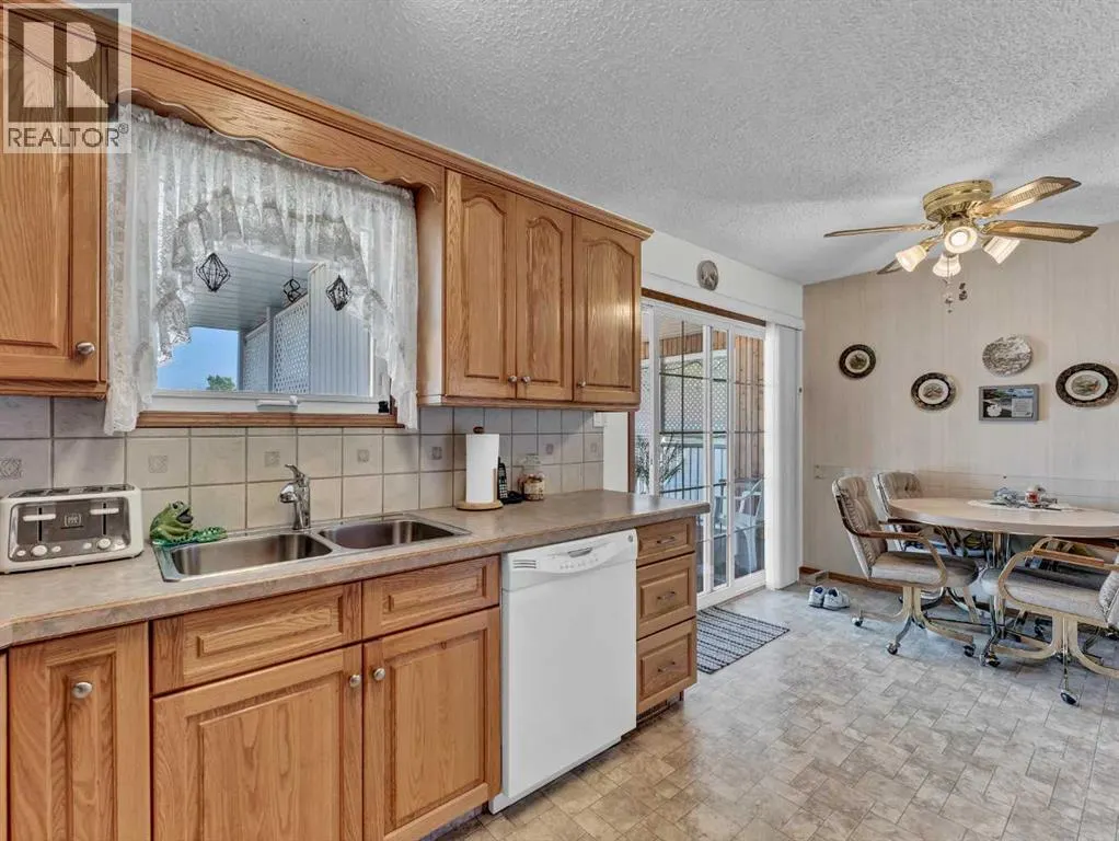 282 Shepherd Crescent SE