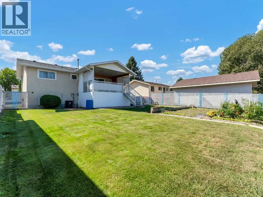 282 Shepherd Crescent SE