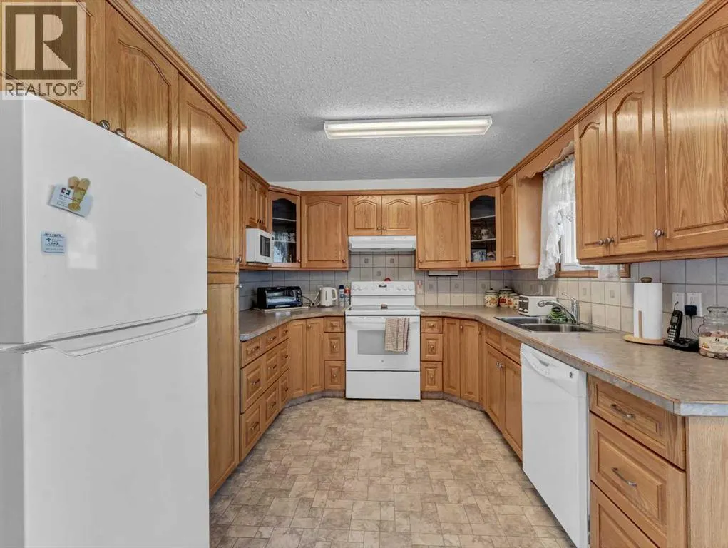 282 Shepherd Crescent SE
