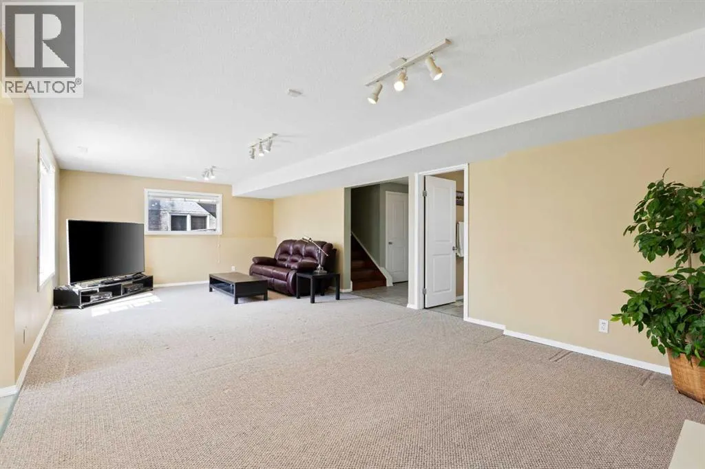 83 Hillview Road