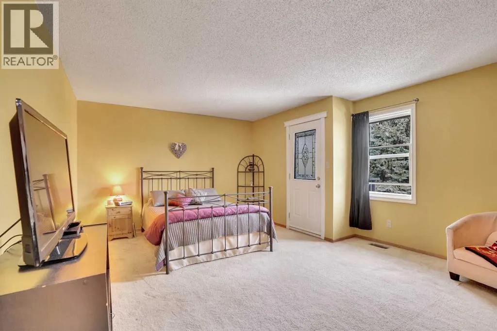 145 Woodbrook Mews SW