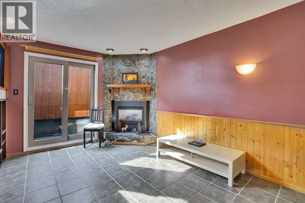 145 Woodbrook Mews SW