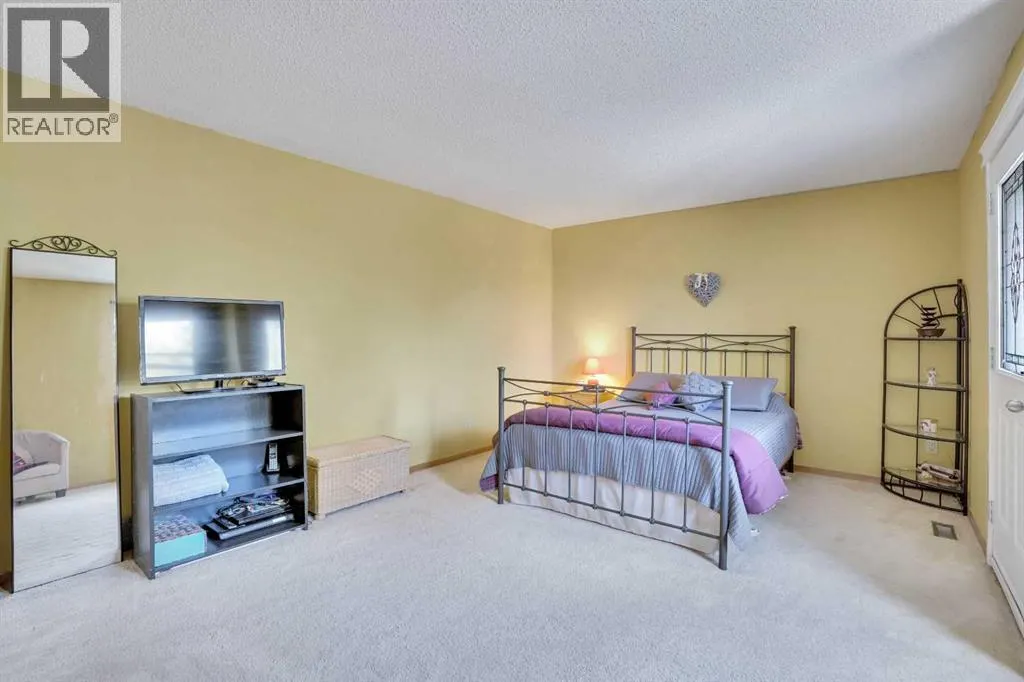 145 Woodbrook Mews SW