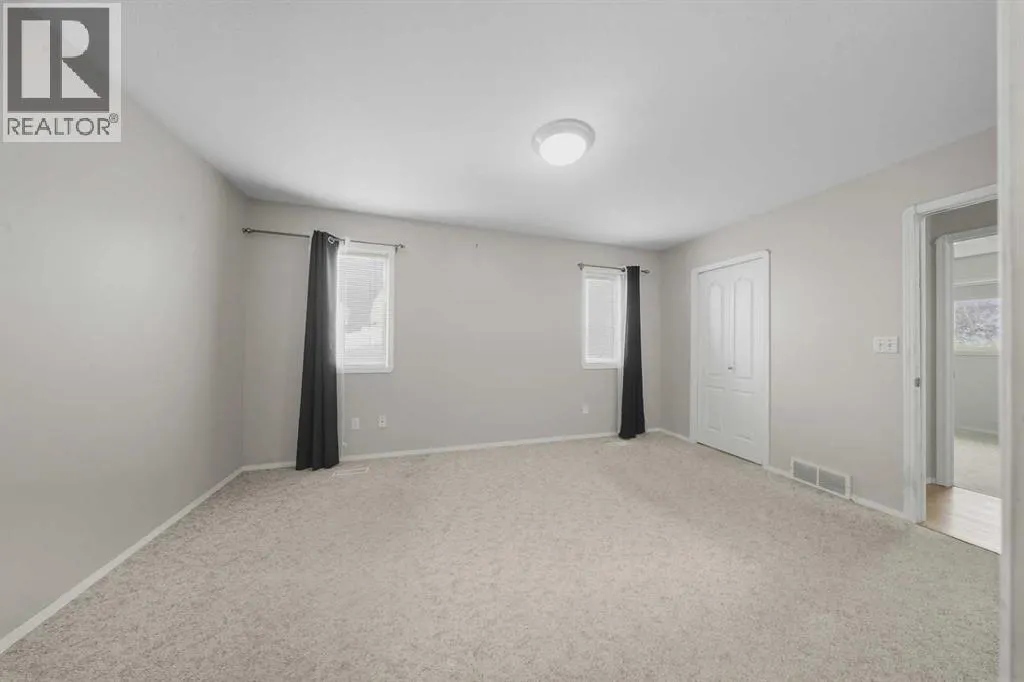 71 Doran Crescent