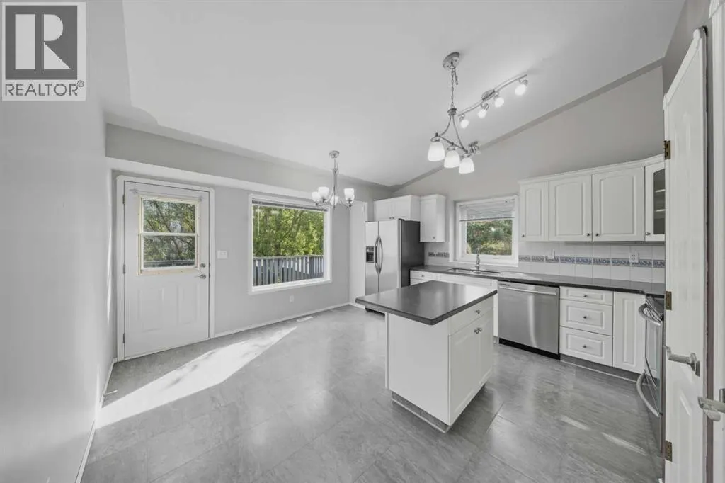 71 Doran Crescent