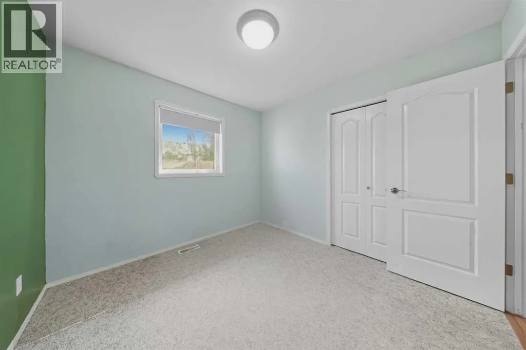 71 Doran Crescent