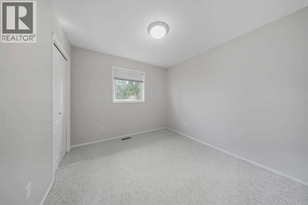71 Doran Crescent