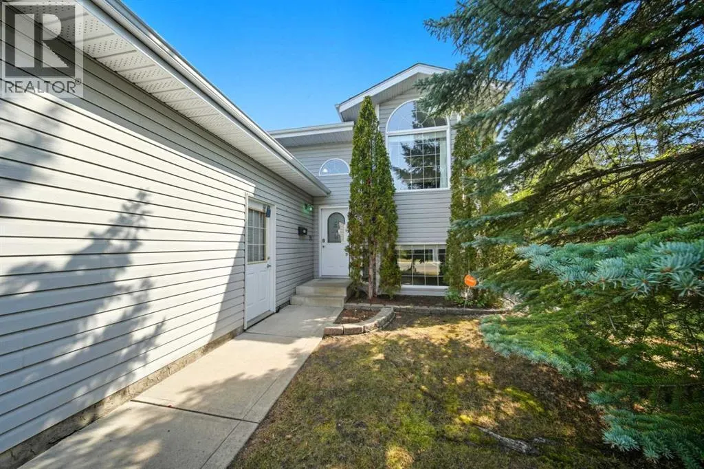 71 Doran Crescent