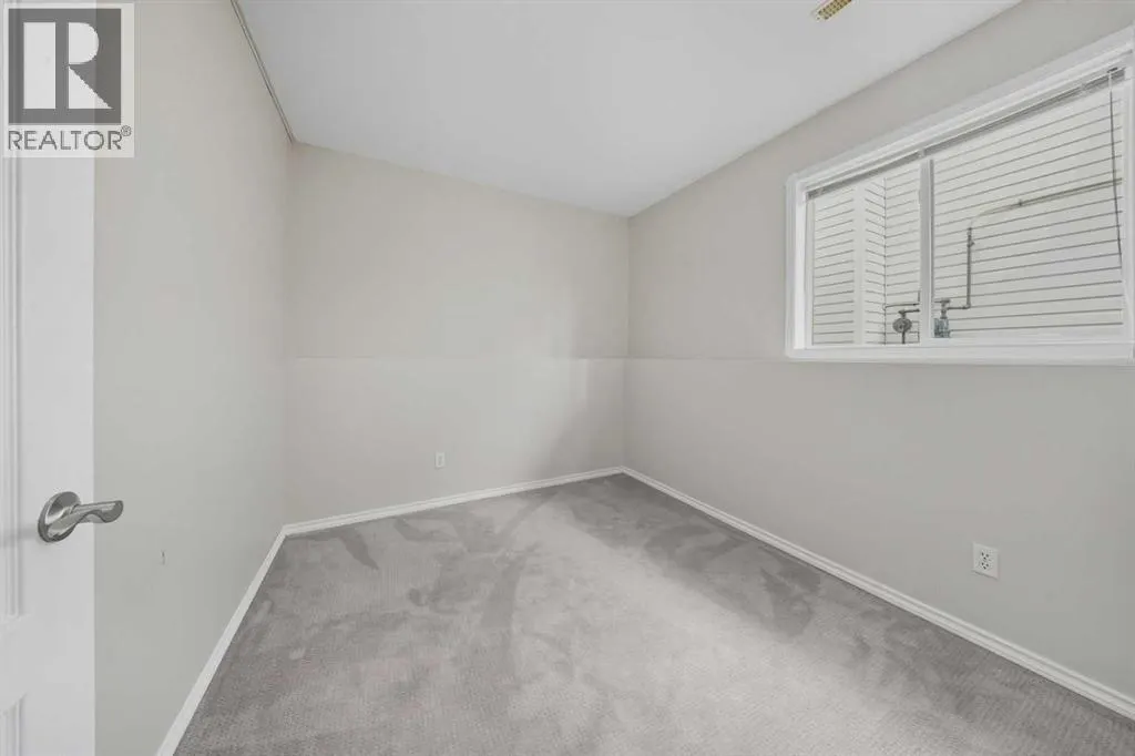 71 Doran Crescent