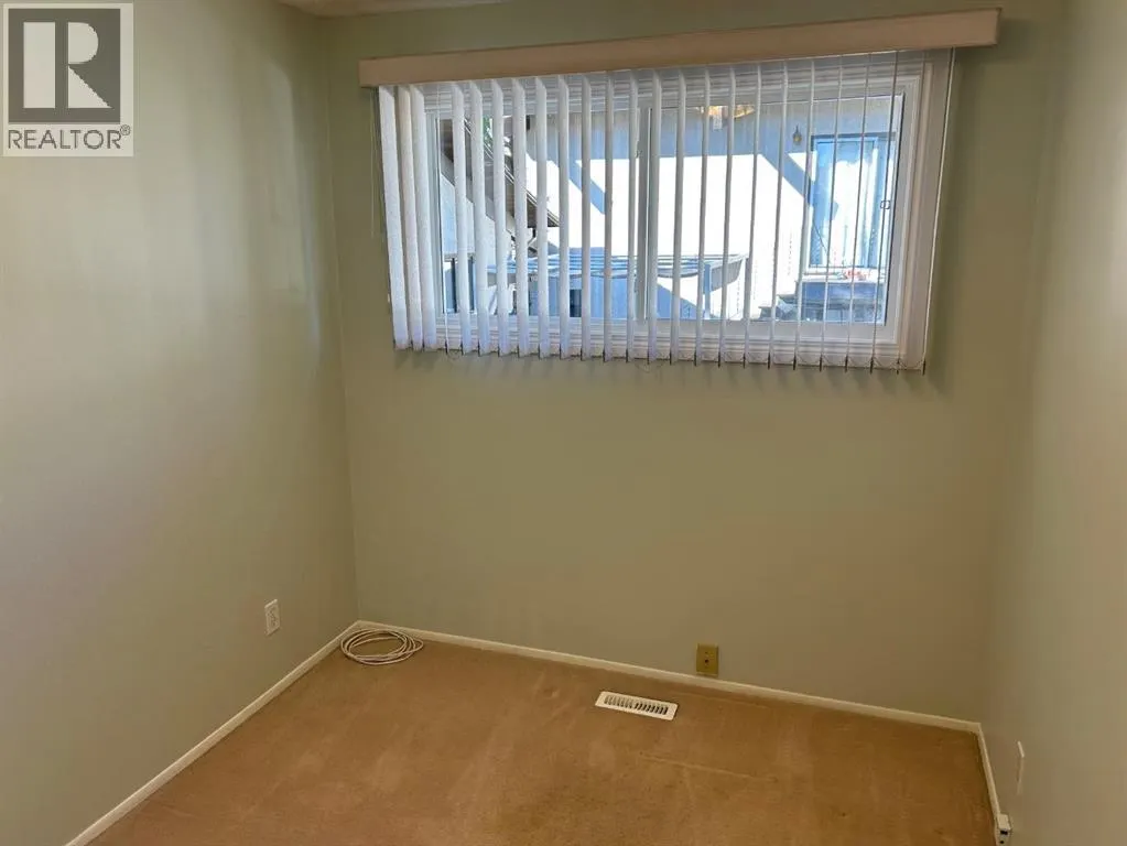 343 Laval Boulevard W