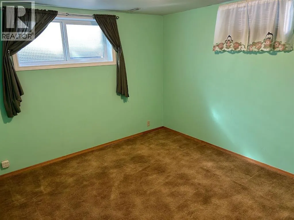 343 Laval Boulevard W