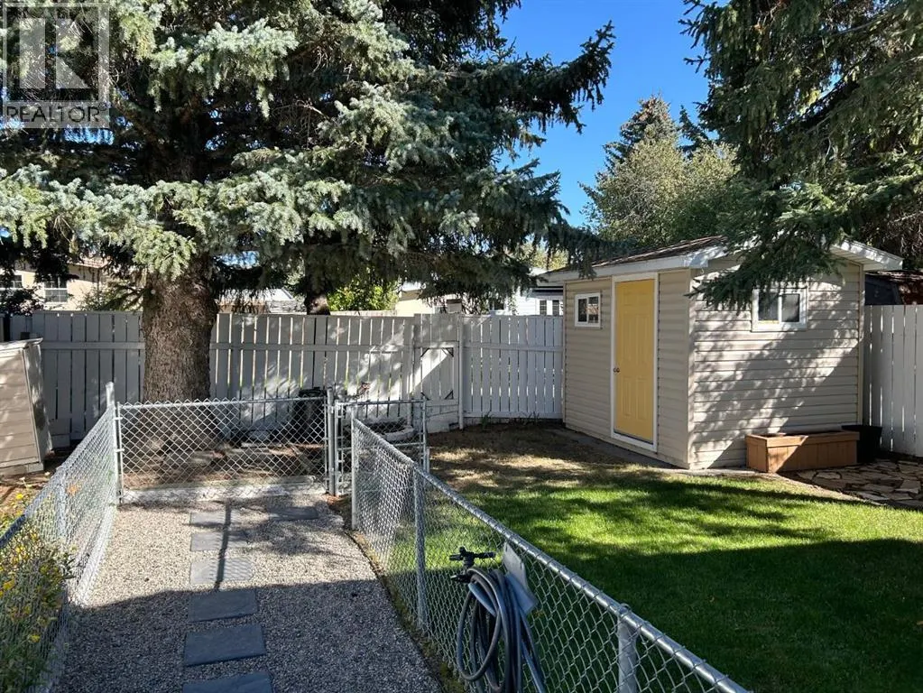 343 Laval Boulevard W