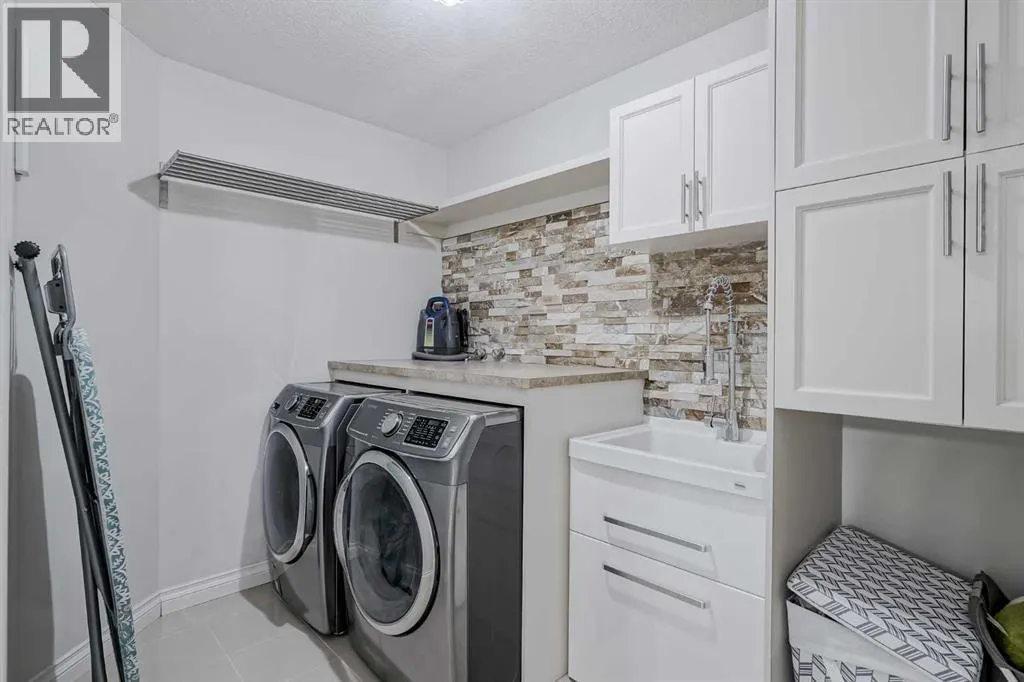 310 Mahogany Manor SE