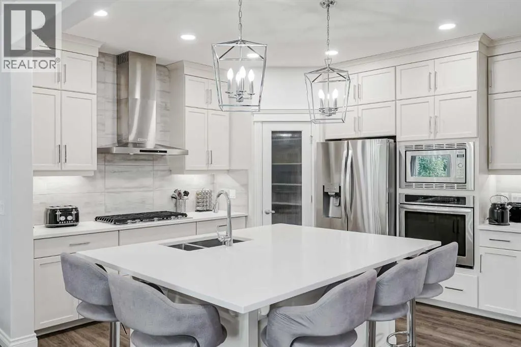 310 Mahogany Manor SE