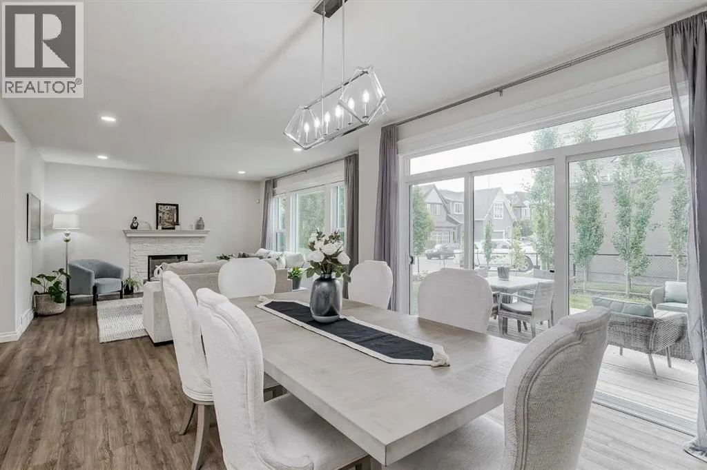 310 Mahogany Manor SE