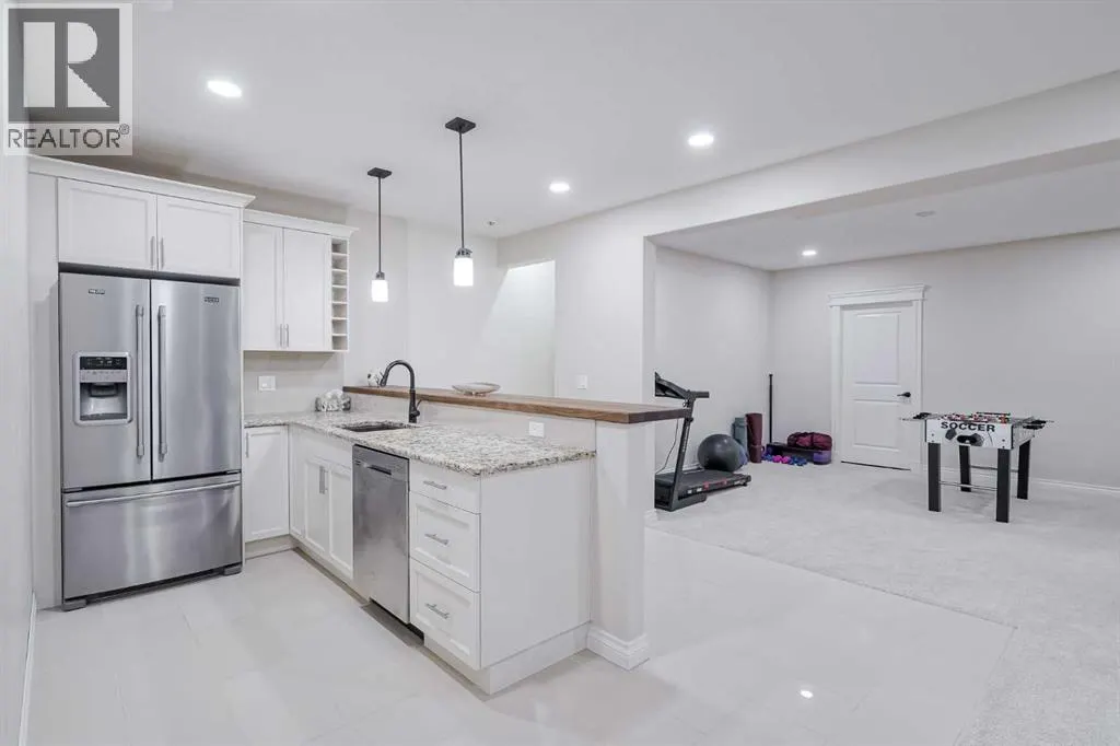 310 Mahogany Manor SE