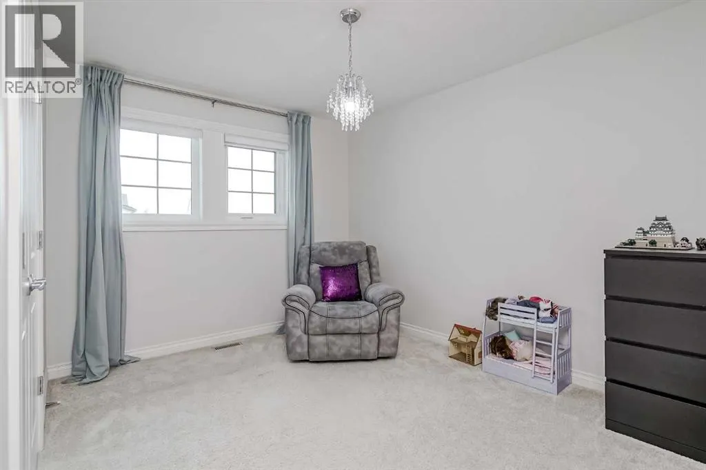 310 Mahogany Manor SE
