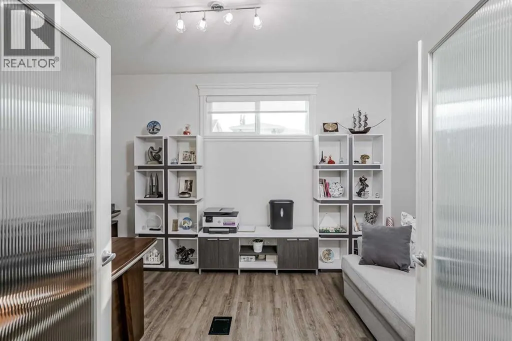 310 Mahogany Manor SE