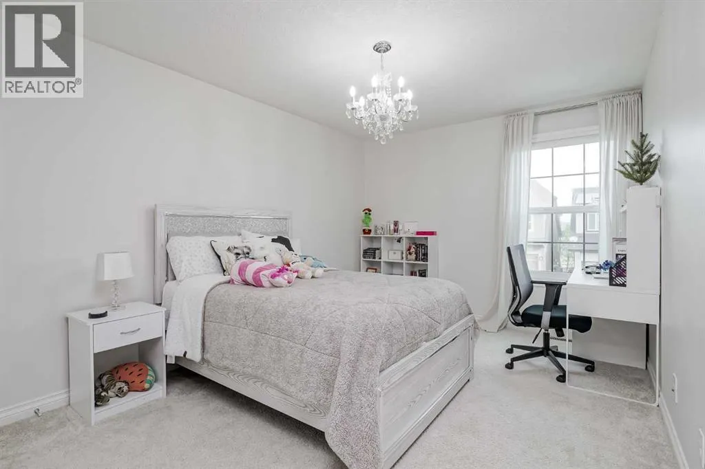 310 Mahogany Manor SE