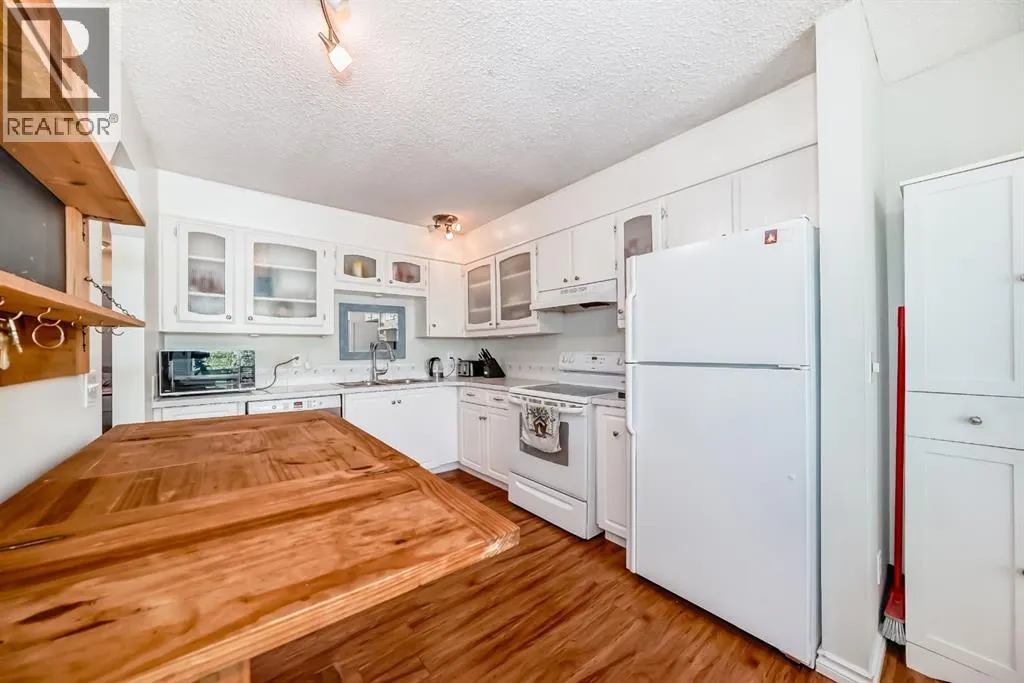 72 Berkley Close NW