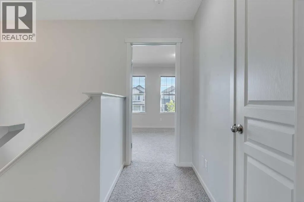 116 Copperpond Parade SE
