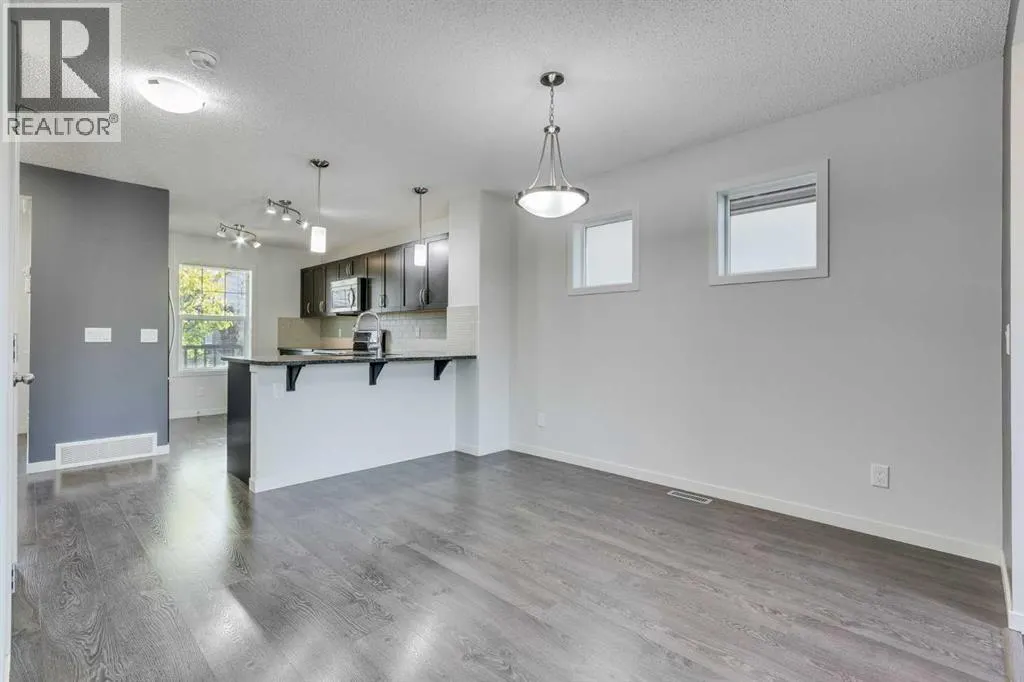 116 Copperpond Parade SE