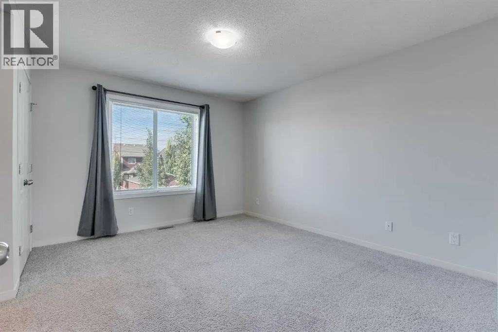 116 Copperpond Parade SE