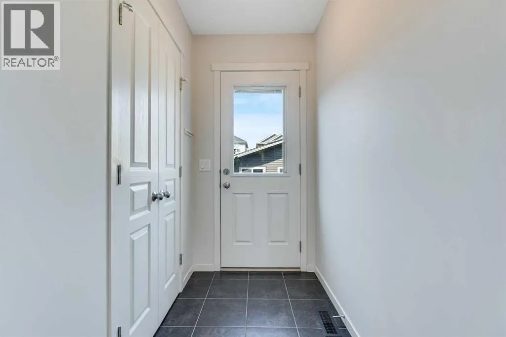 116 Copperpond Parade SE