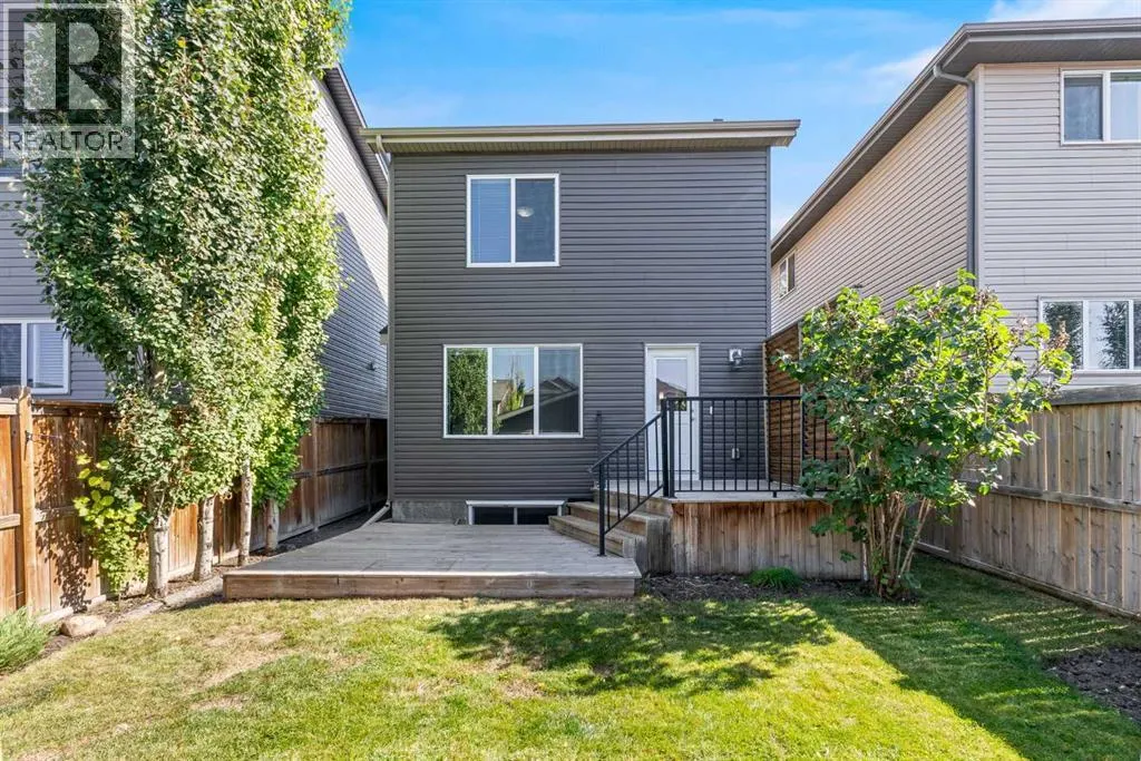 116 Copperpond Parade SE