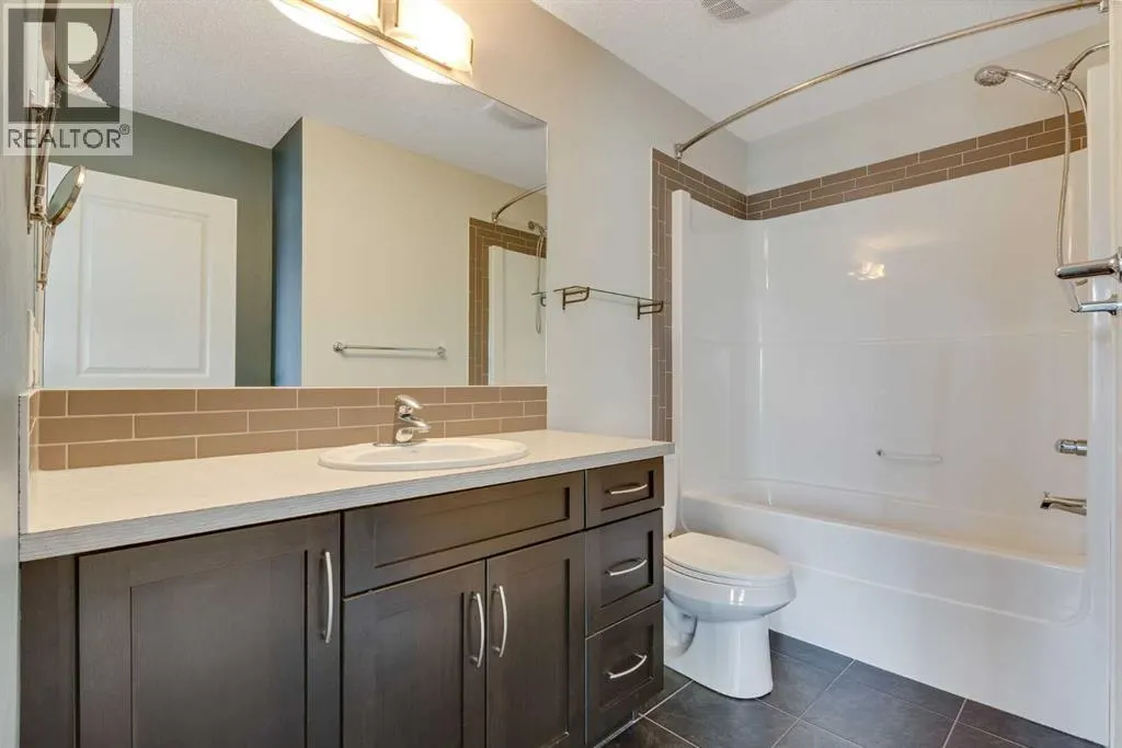 116 Copperpond Parade SE