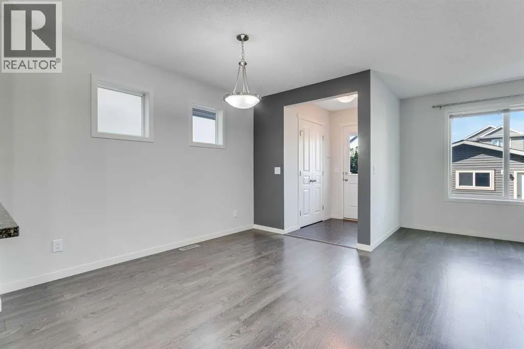 116 Copperpond Parade SE
