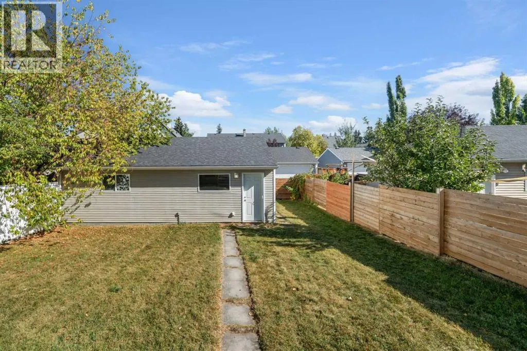 4668 Quentin Street SW