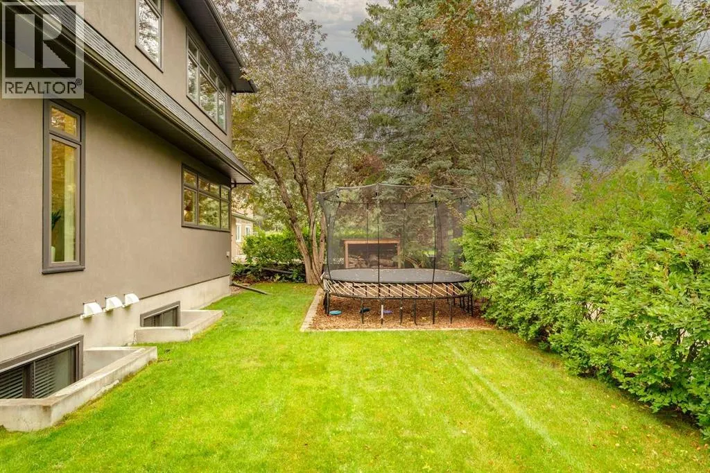 16 Varal Place NW