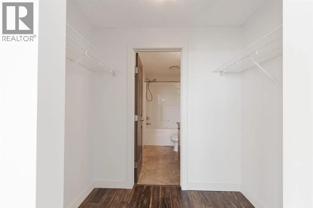 405, 136C Sandpiper Road