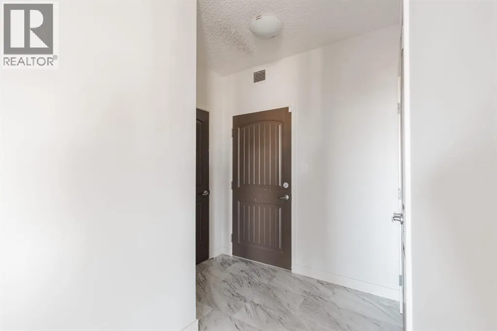 405, 136C Sandpiper Road