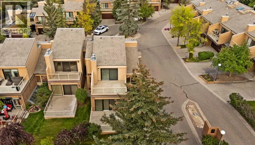 20, 1220 Prominence Way SW