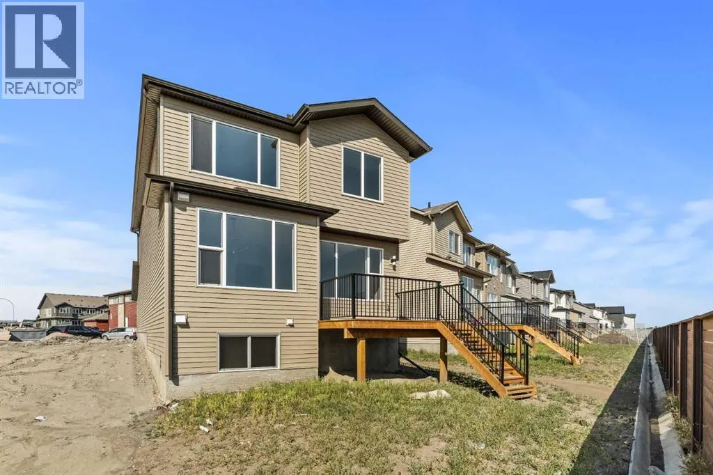 63 Belvedere Crescent SE