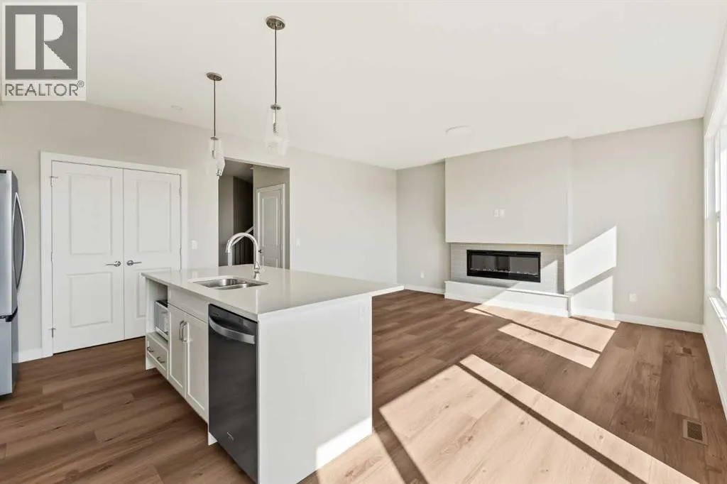63 Belvedere Crescent SE