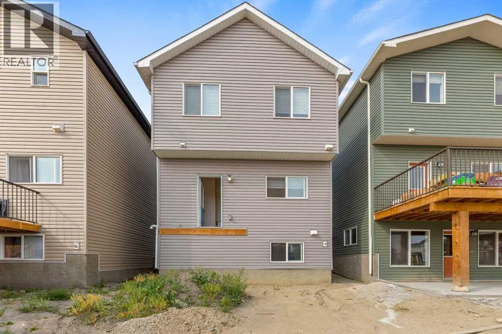746 Bayview Hill SW